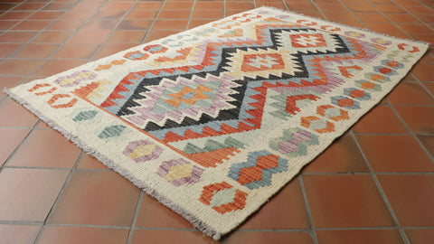 Handmade Afghan Kilim rug - 308136