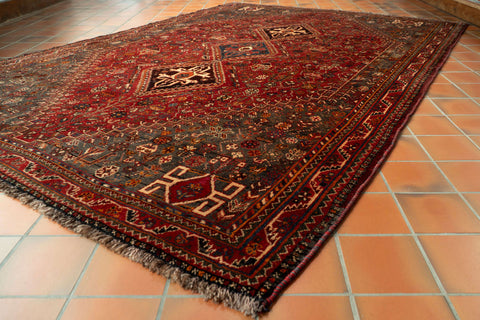 Handmade semi old Qashqai rug - 308600