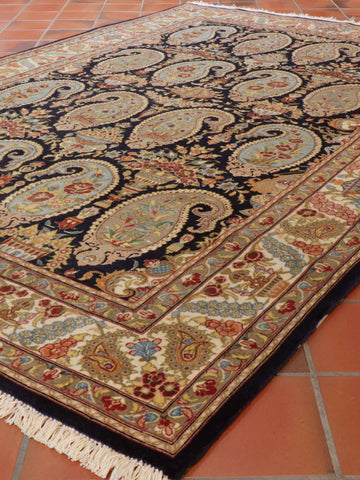 Handmade fine Persian Qum rug - 309277