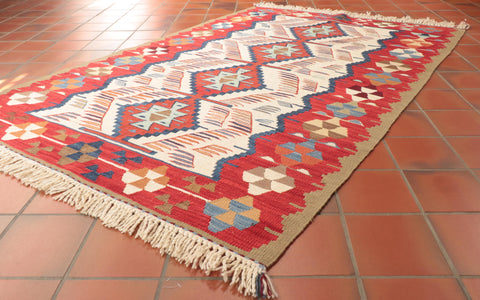 Handmade Fine Turkish Seccade Kilim rug - 309480