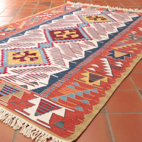 Handmade Fine Turkish Seccade Kilim rug - 309481