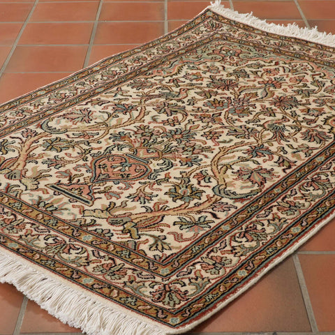 Handmade fine Kashmir silk rug - 309516
