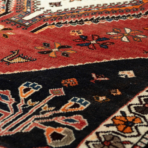 Handmade Oriental Qashqai rug - 309684