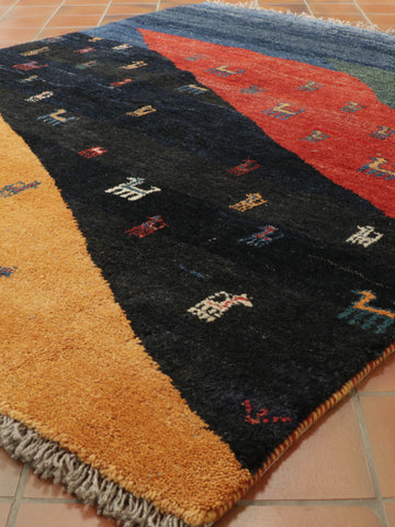 Handmade Persian Gabbeh rug - TR309011
