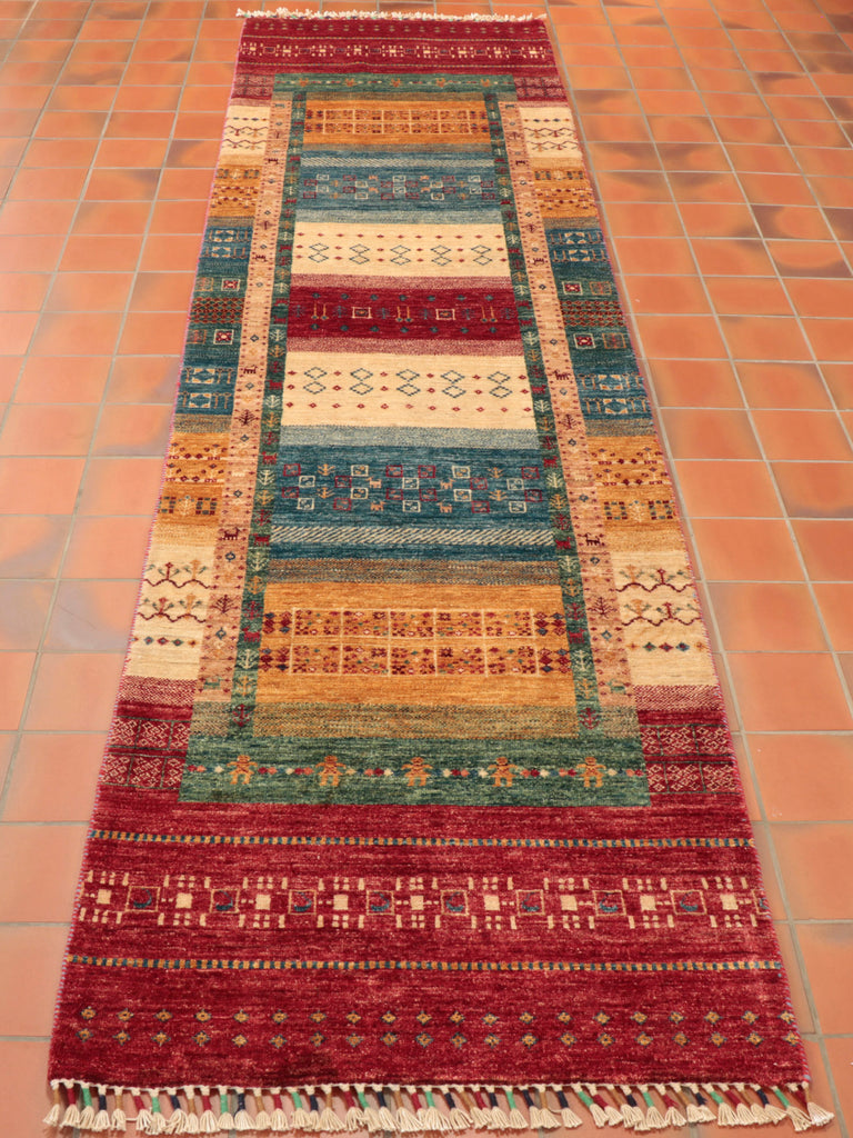 With its various vibrant colours and modern design, this Nomad rug is sure to find a place in a long hallway