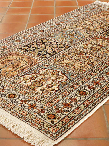 Handmade fine Kashmir silk rug - 307287