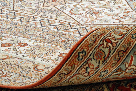 Fine handmade Kashmir silk carpet - 307298